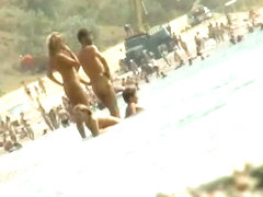 Sexy naked people in a beach spy voyeur video