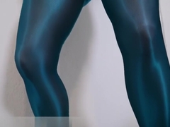 Nicole in blue shiny pantyhose full version