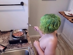 Cooking with Kiwwi and eating CUM covered BACON!