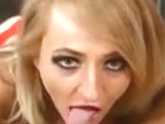 Sultry blonde Natasha Starr messy facial